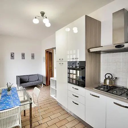 In Sleeps 4
